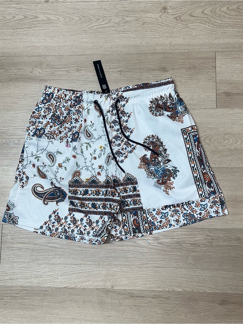 NEW with flaw Kinetic Kings Paisley Print Mesh Jersey Shorts